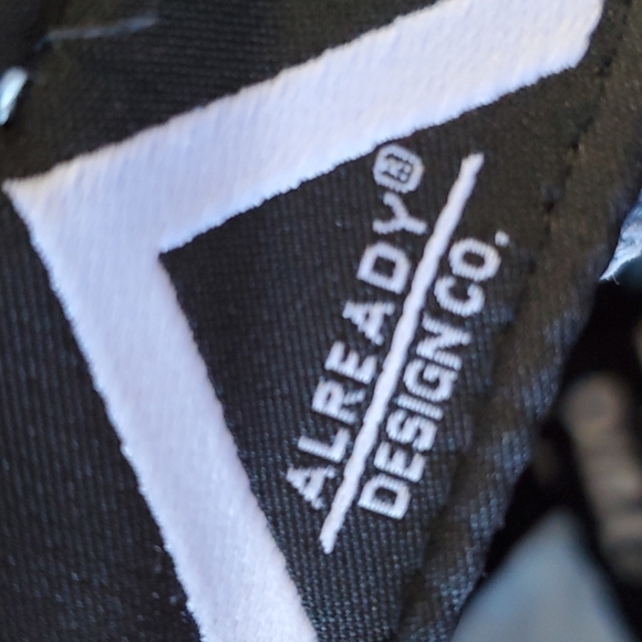 YUMS distressed lt blue denim baseball hat  Adjustable - Picture 8 of 11